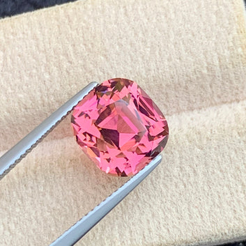 Hot Pink Tourmaline gemstone
Hot Pink Tourmaline jewelry