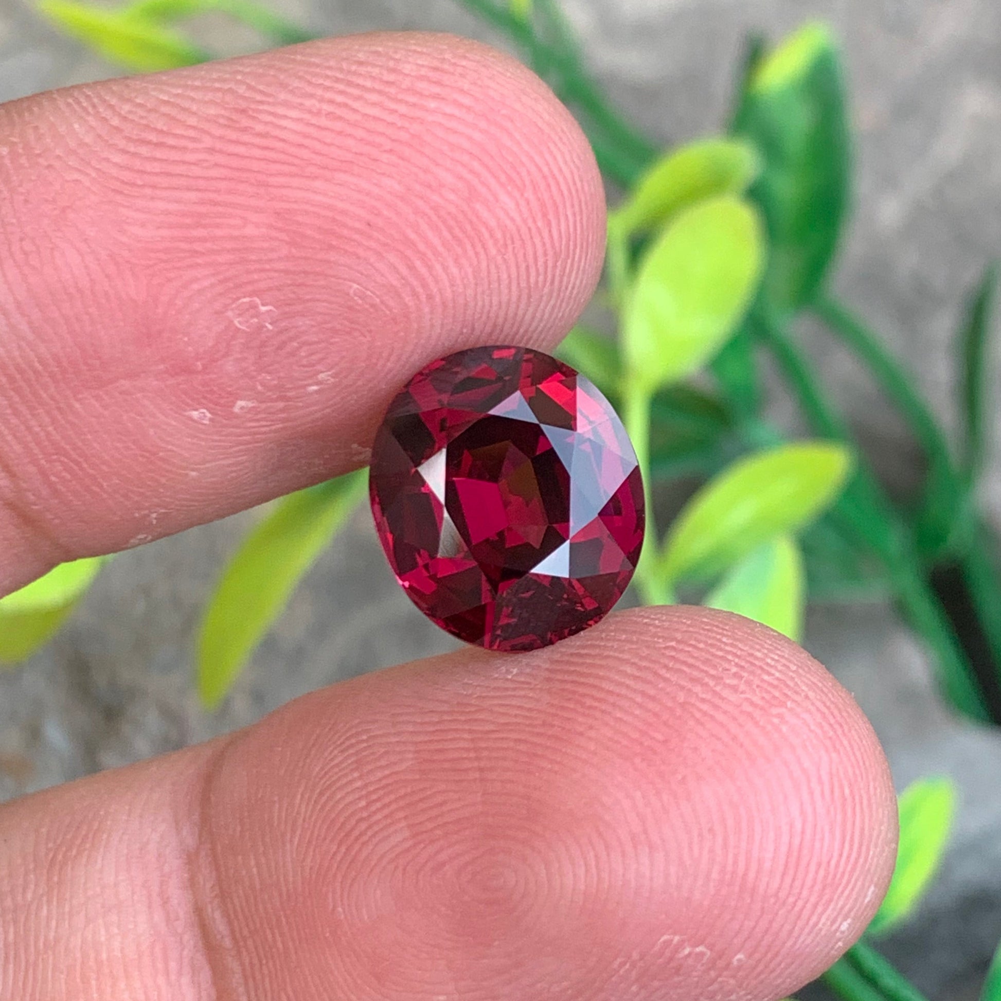 Rhodolite Garnet gemstone
Rhodolite Garnet jewelry
