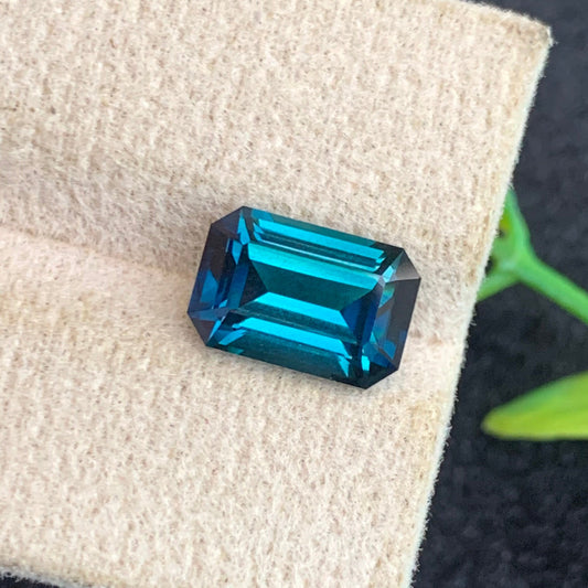 Ink Blue Tourmaline gemstone
Ink Blue Tourmaline jewelry