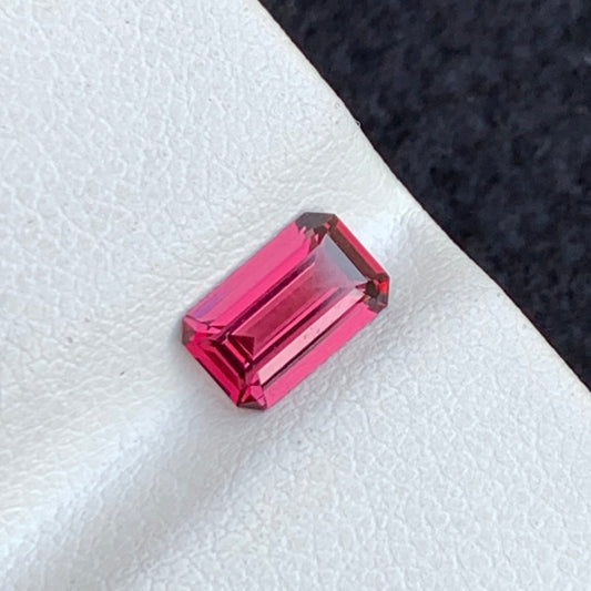 Pinkish Red Garnet from Malawi, Emerald Cut 1.00 Carat