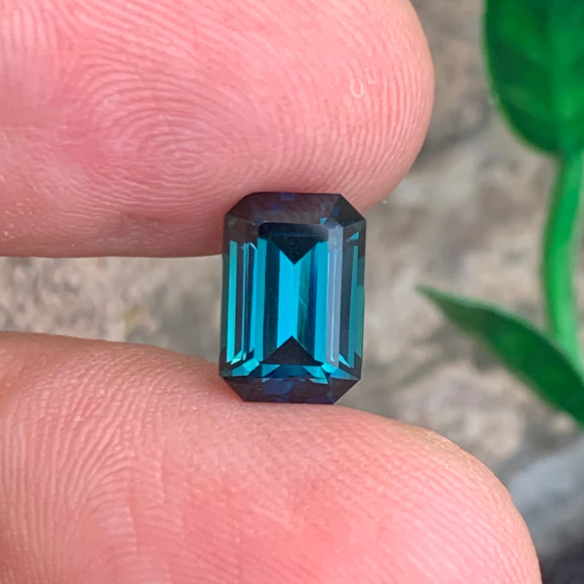 Ink Blue Tourmaline ring
Ink Blue Tourmaline pendant