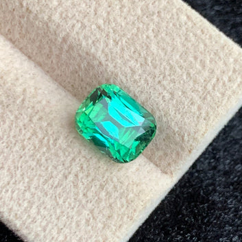 Bluish Green Tourmaline gemstone
Bluish Green Tourmaline jewelry