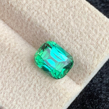 Bluish Green Tourmaline ring
Bluish Green Tourmaline pendant
Bluish Green Tourmaline gift