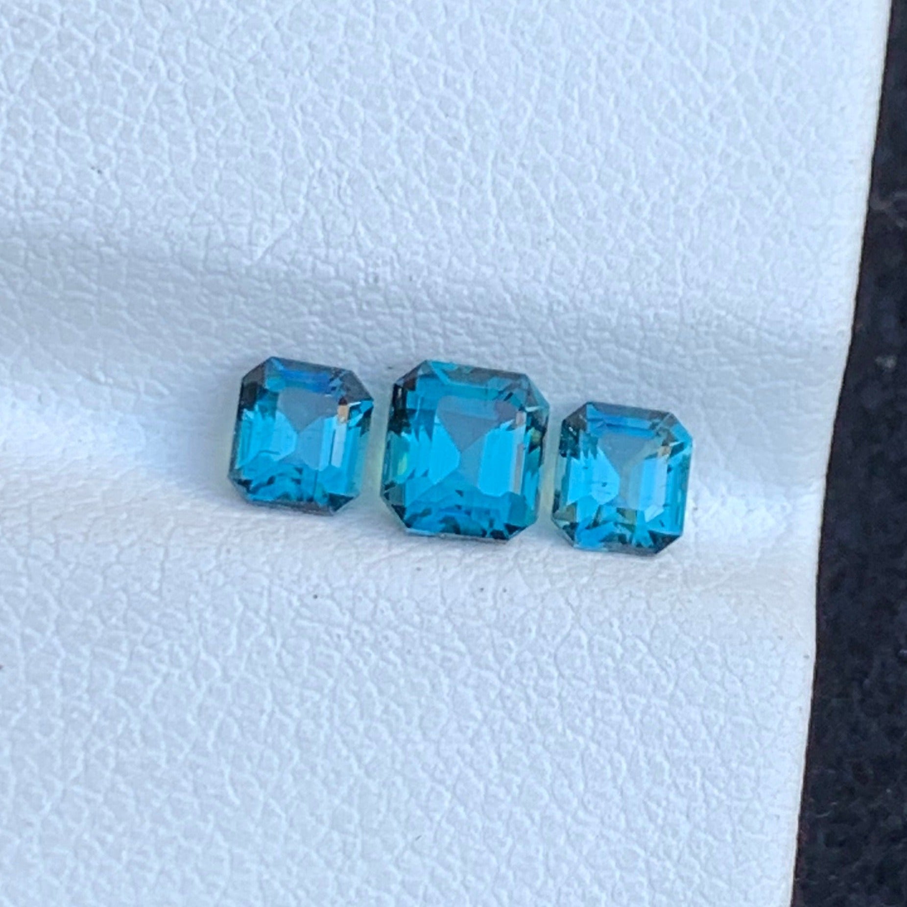 blue tourmaline ring set