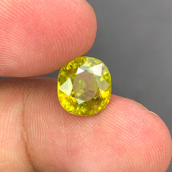 3.50 Carats Loose Sphene Gemstone - Titanite Gemstone - Cushion Shape