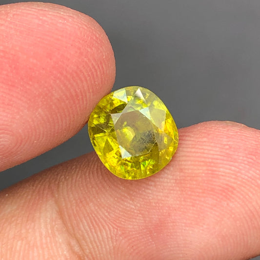 3.50 Carats Loose Sphene Gemstone - Titanite Gemstone - Cushion Shape