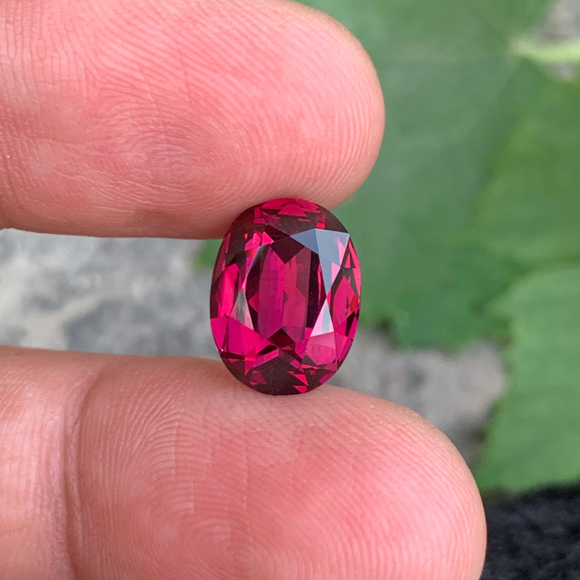 Pinkish Red Garnet Gmstone
Pinkish Red Garnet Jewelry