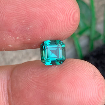 Greenish Lagoon Tourmaline ring
Lagoon Tourmaline pendant