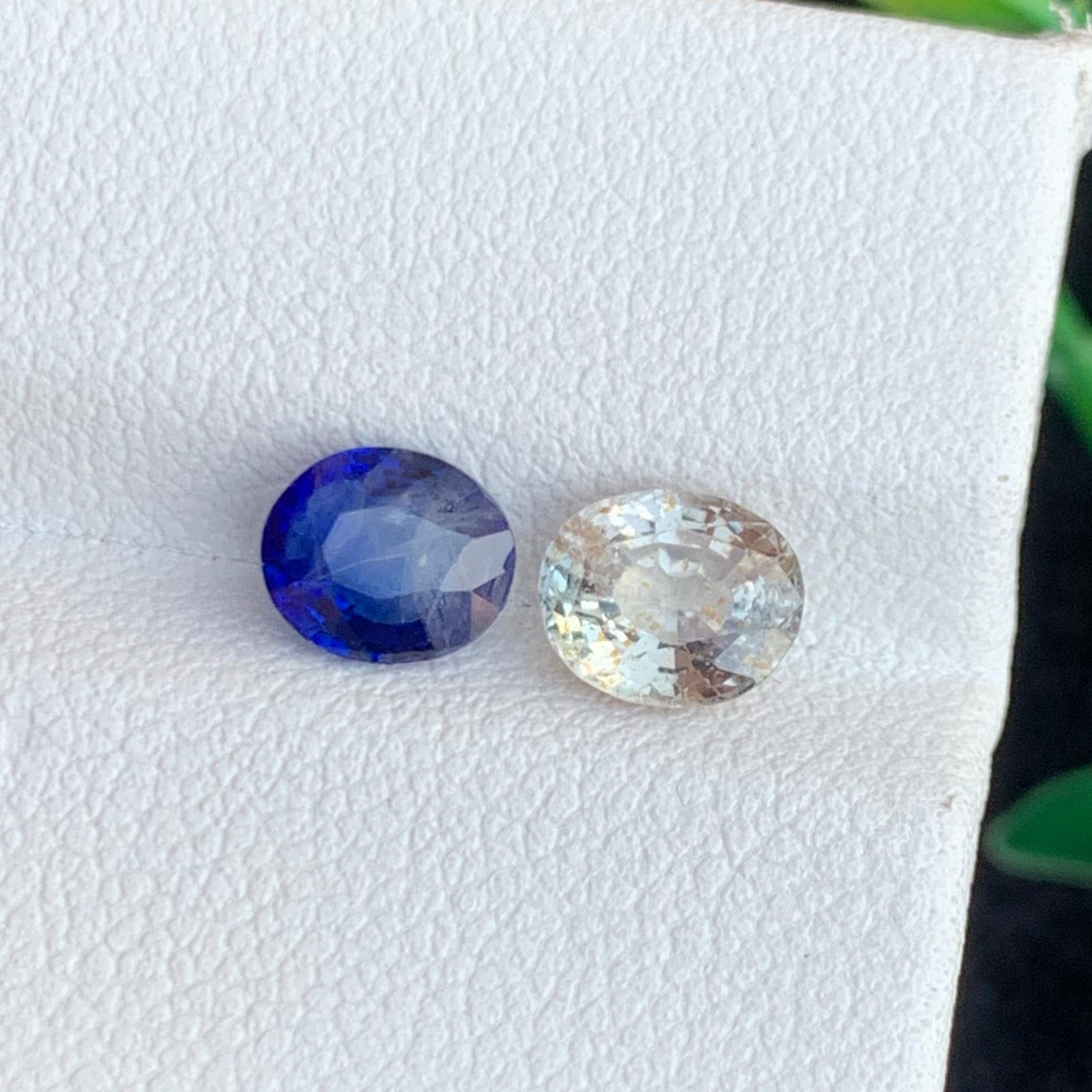 Reverse Sapphire gemstone
Reverse Sapphire  jewelry