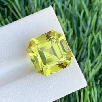 16.45 Carats Lemon Quartz from Brazil, Yellow Gemstone-Cushion Shape