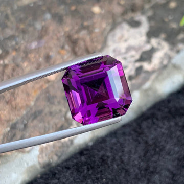 17.07 Carats Adorable Pink Purple Amethyst Gemstone with Asscher Shape