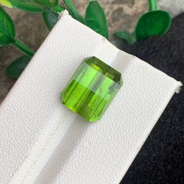 Green Peridot gemstone
Green Peridot  jewelry
Green Peridot  gift