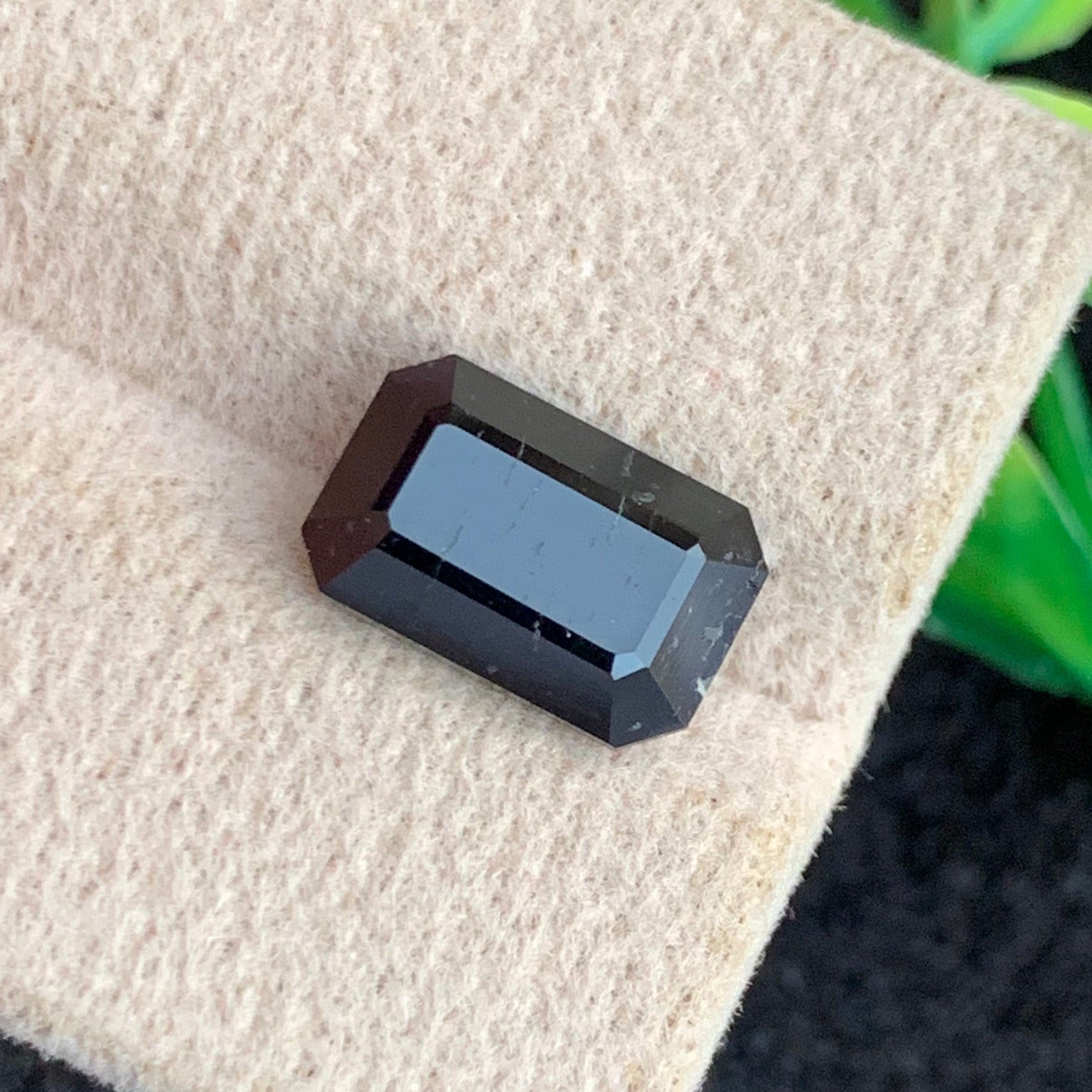 Black Tourmaline ring
Black Tourmaline pendant