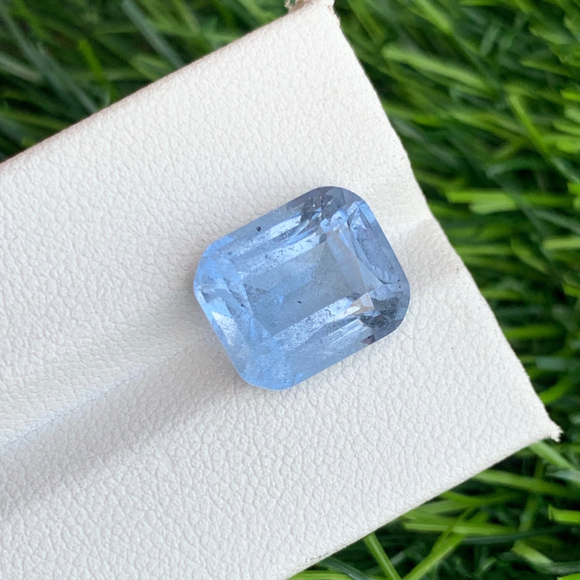 Blue Aquamarine Gemstone
Blue Aquamarine Jewelry