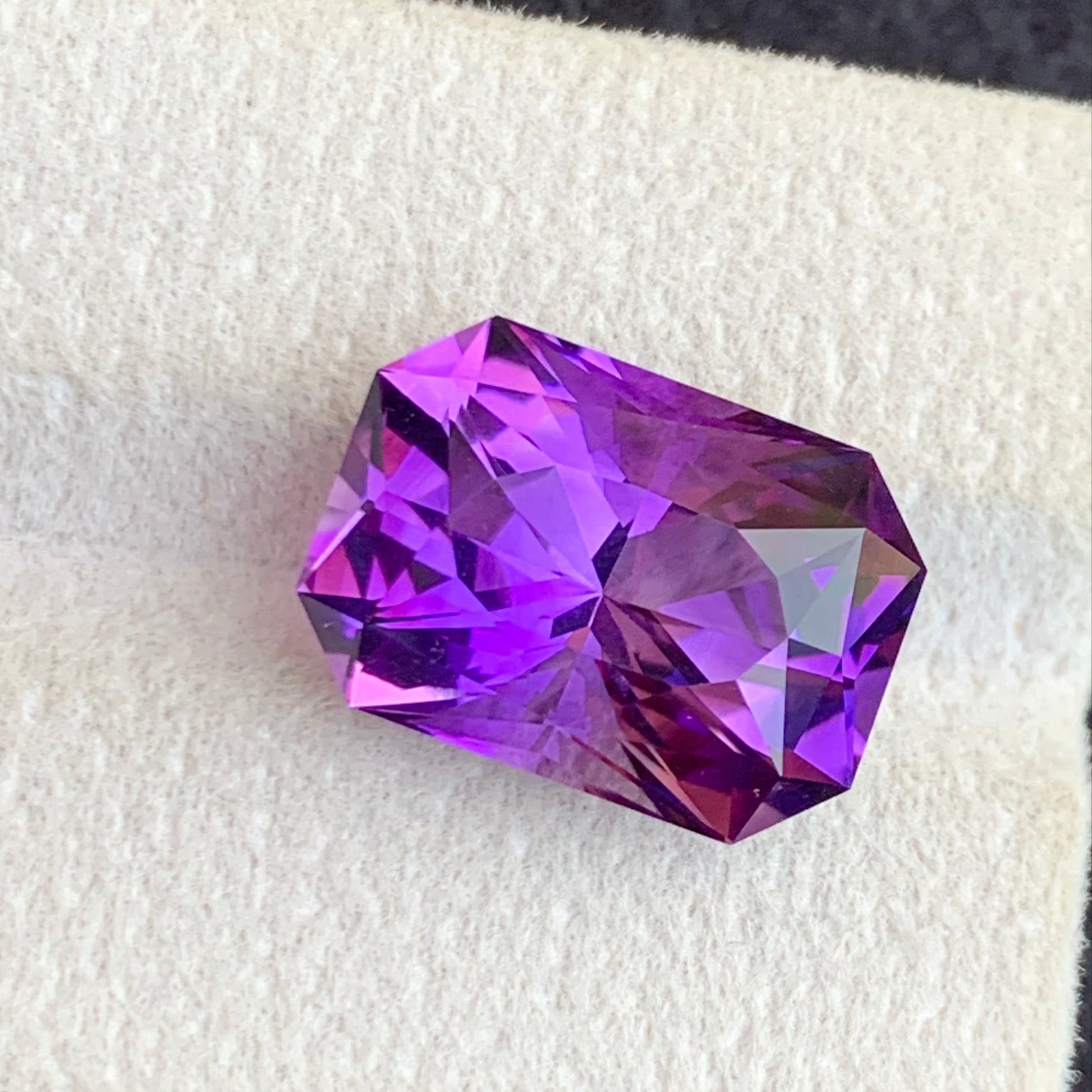 Pink Purple Amethyst gemstone
Pink Purple Amethyst jewelry