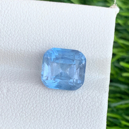 Blue Aquamarine gemstoe
Blue Aquamarine jewelry