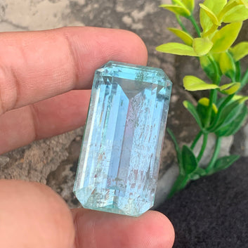 Aquamarine ring
Aquamarine pendant
