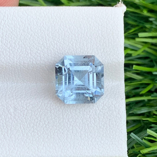 Blue Aquamarine gemstone
Blue Aquamarine  jewelry