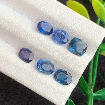  Sapphire Lot
 Sapphire Gemstone
 Sapphire Jewelry