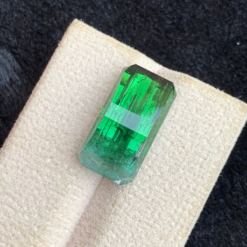  Green Tourmaline ring
Green Tourmaline Pendant