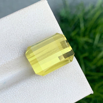 9.45 Carats Lemon Quartz from Brazil, Yellow Gemstone Pixel Shape