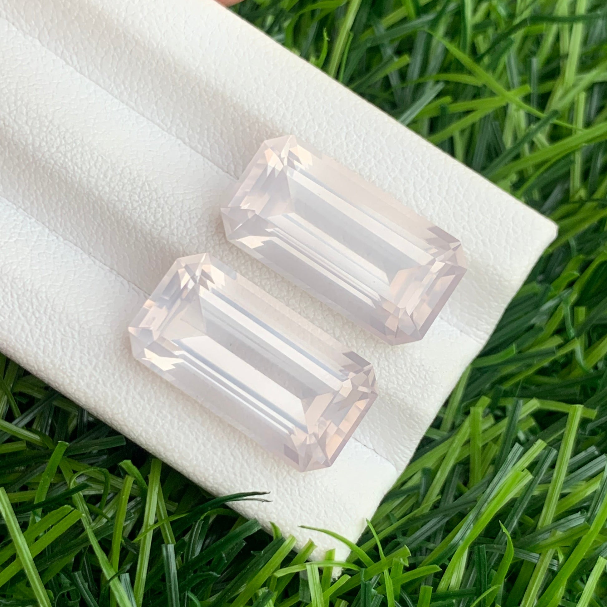 Rose Quartz Gemstone
Rose Quartz  jewelry