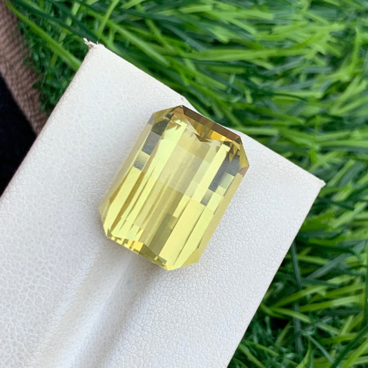 16.70 Carats Lemon Quartz from Brazil, Yellow Gemstone Pixel Shape