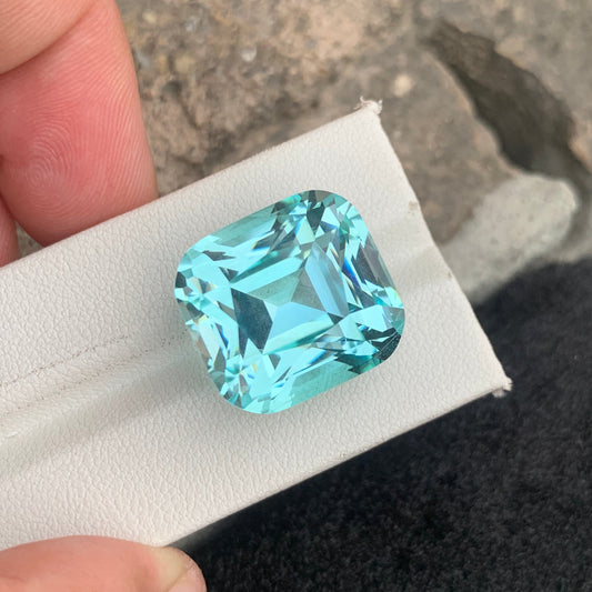 Aquamarine gemstone
Aquamarine jewelry