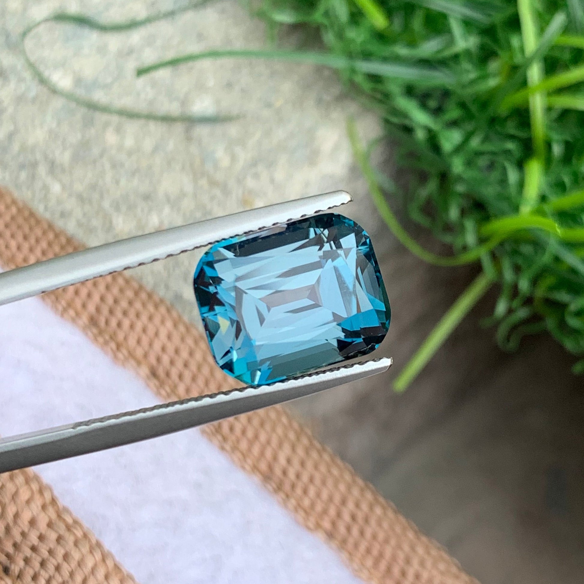 blue topaz Gemstone