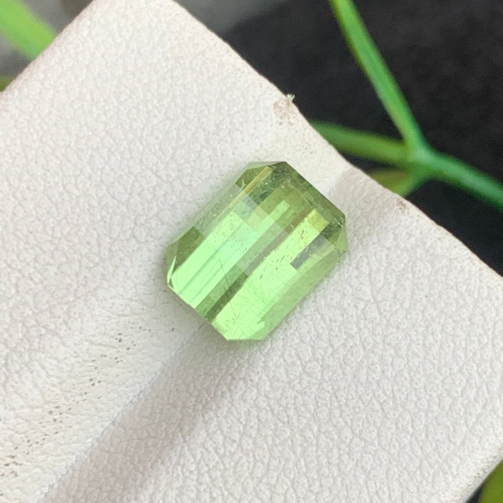 Green Peridot gemstone
Green Peridot jewelry
Green Peridot gift