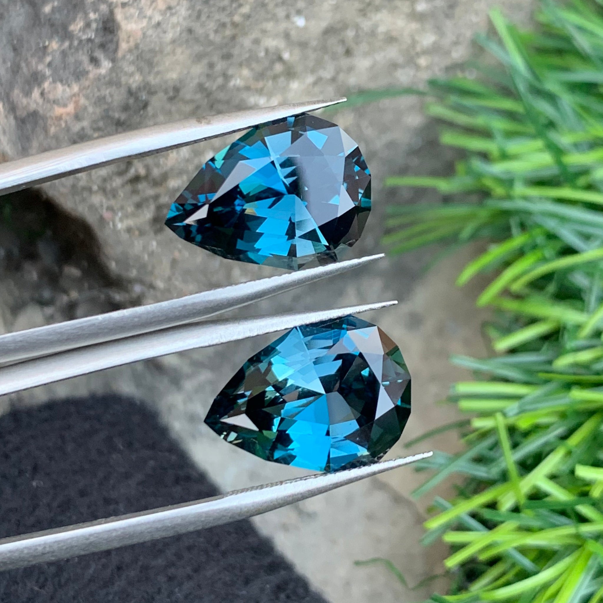 blue topaz Earrings pair