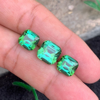 Bluish Green Tourmaline ring
Bluish Green Tourmaline set