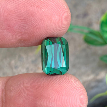 Bluish Green Tourmaline ring
Bluish Green Tourmaline pendant