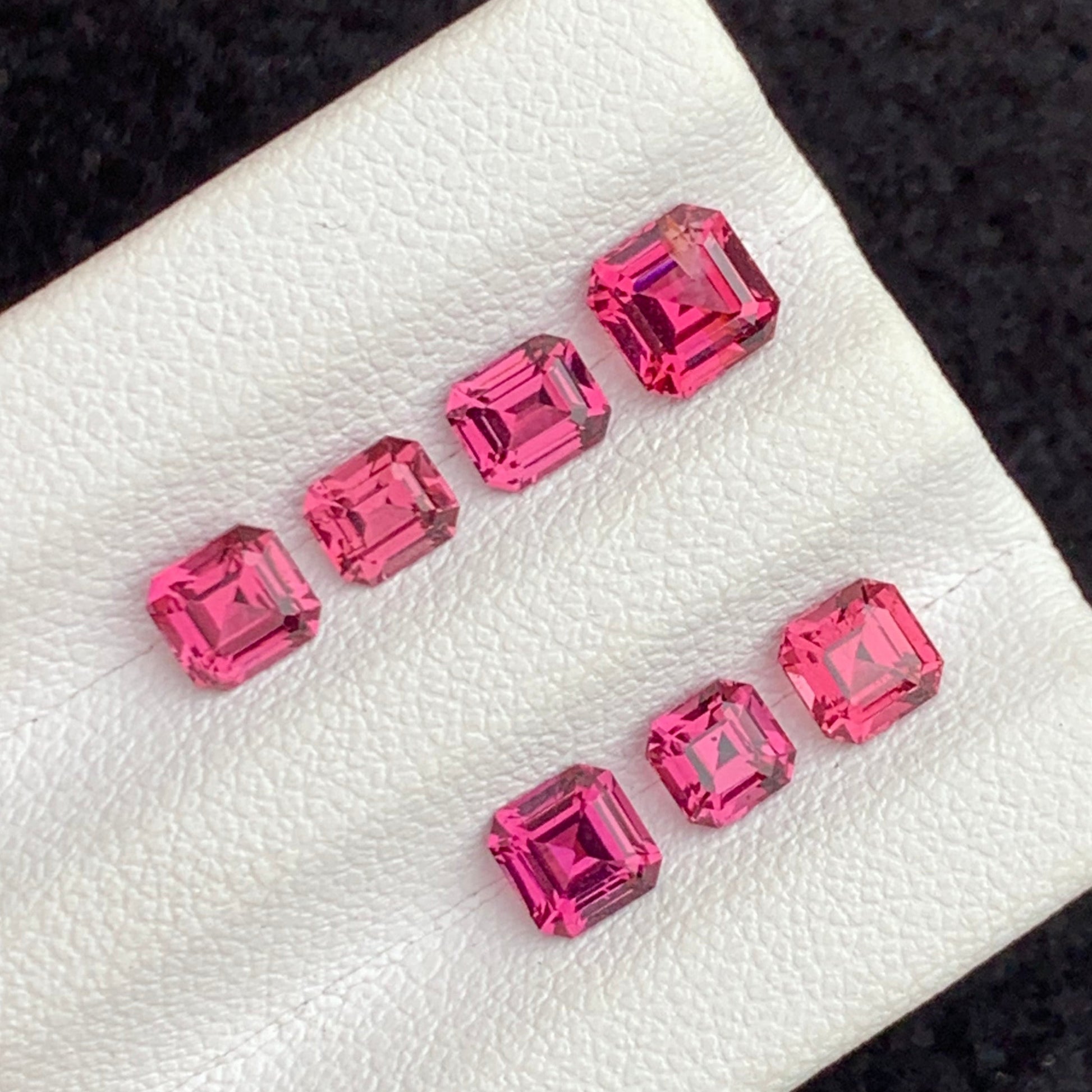 Pink Malaya Garnet gemstone
Pink Malaya Garnet jewelry