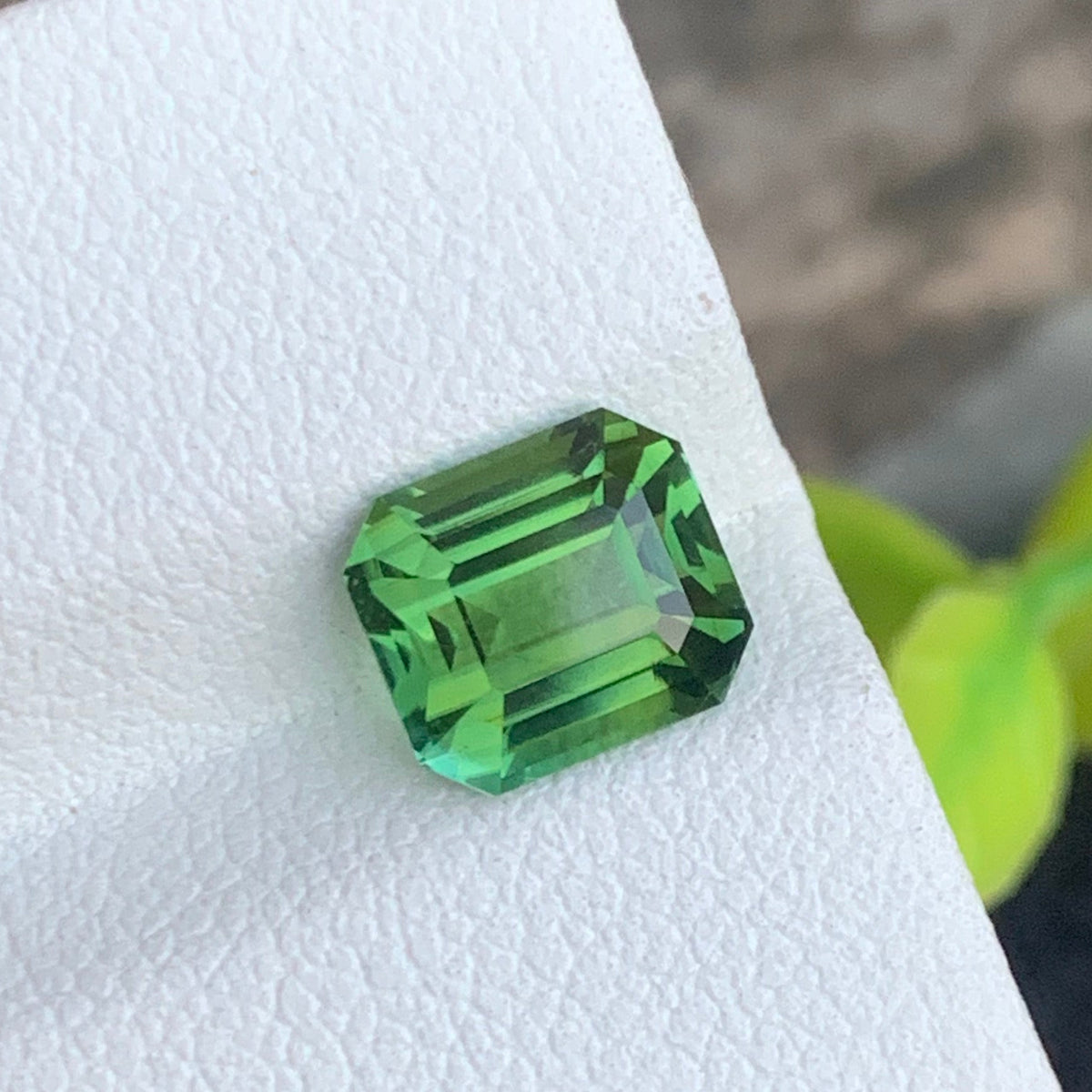Yellow Green Tourmaline ring
Yellow Green Tourmaline pendant