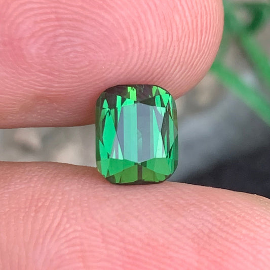 Green Tourmaline gemstone
Green Tourmaline jewelry