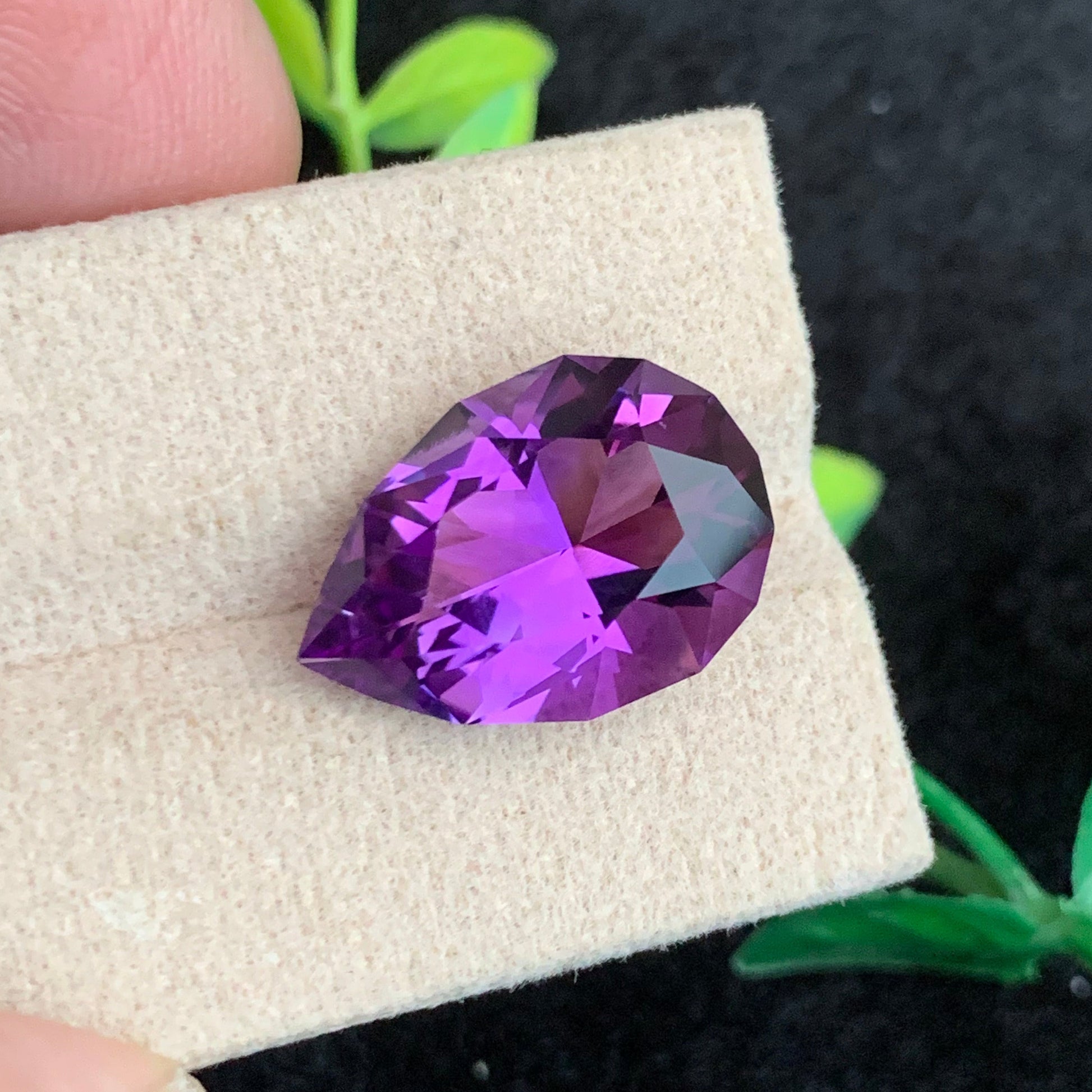 Pink Purple Amethyst
ring
Pink Purple Amethyst pendant