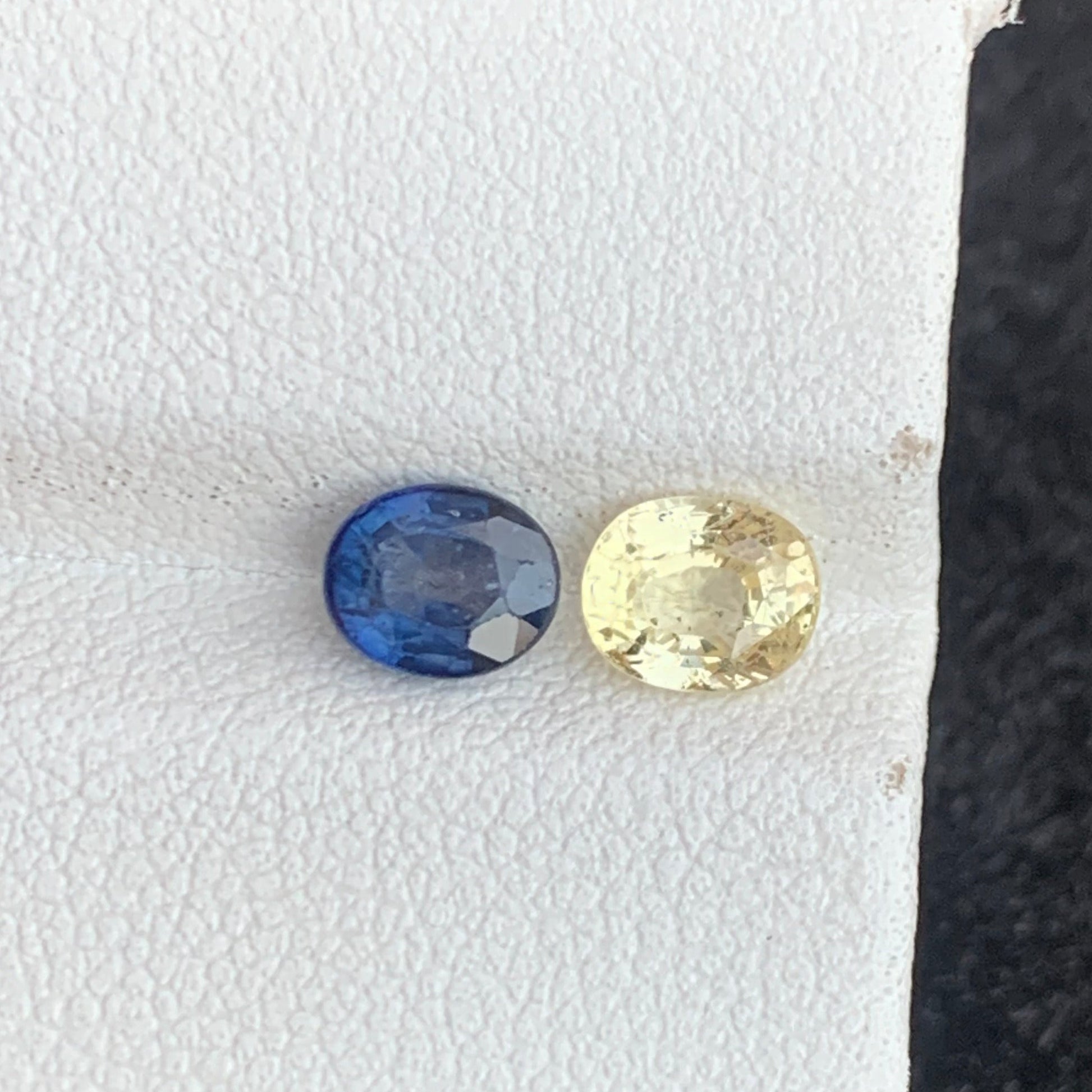 Reverse Sapphire gemstone
Reverse Sapphire jewelry