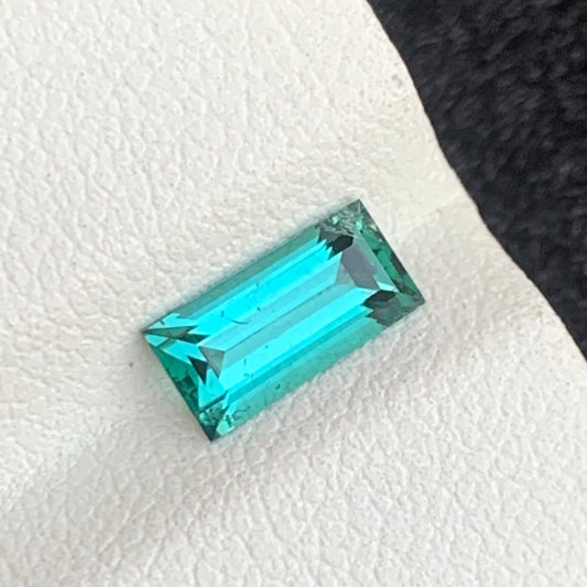 Lagoon Tourmaline gemstone
 Lagoon Tourmaline jewelry