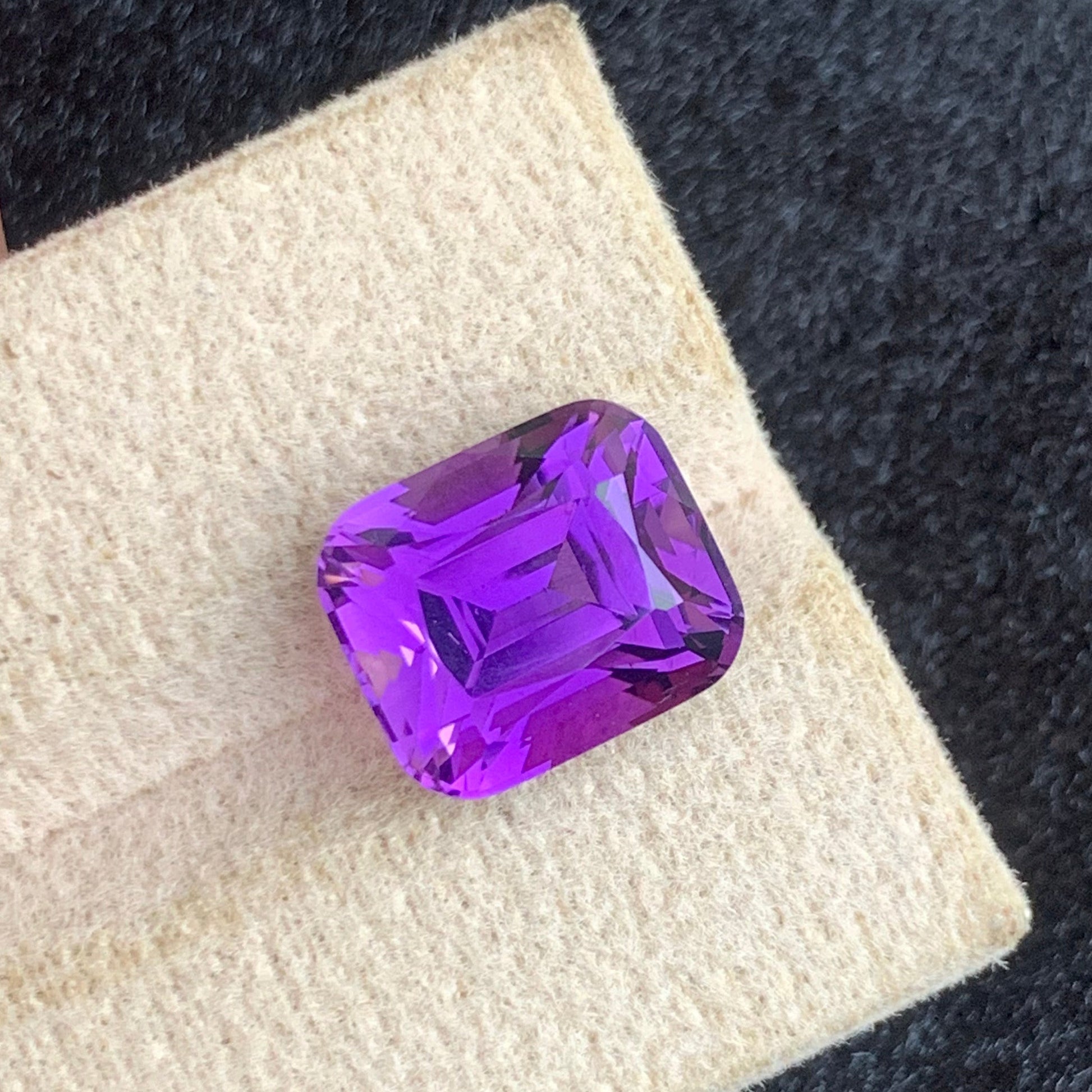 Pink Purple Amethyst ring
Pink Purple Amethyst pendant