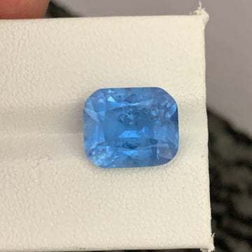 Blue Aquamarine gemstone
 Blue Aquamarine  jewelry