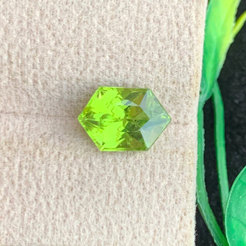 Green Peridot ring
Green Peridot pendant