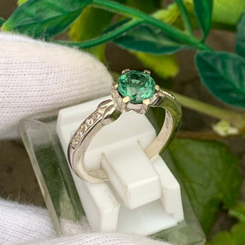 Gorgeous Natural Green Tourmaline Silver (Chandi) Ring