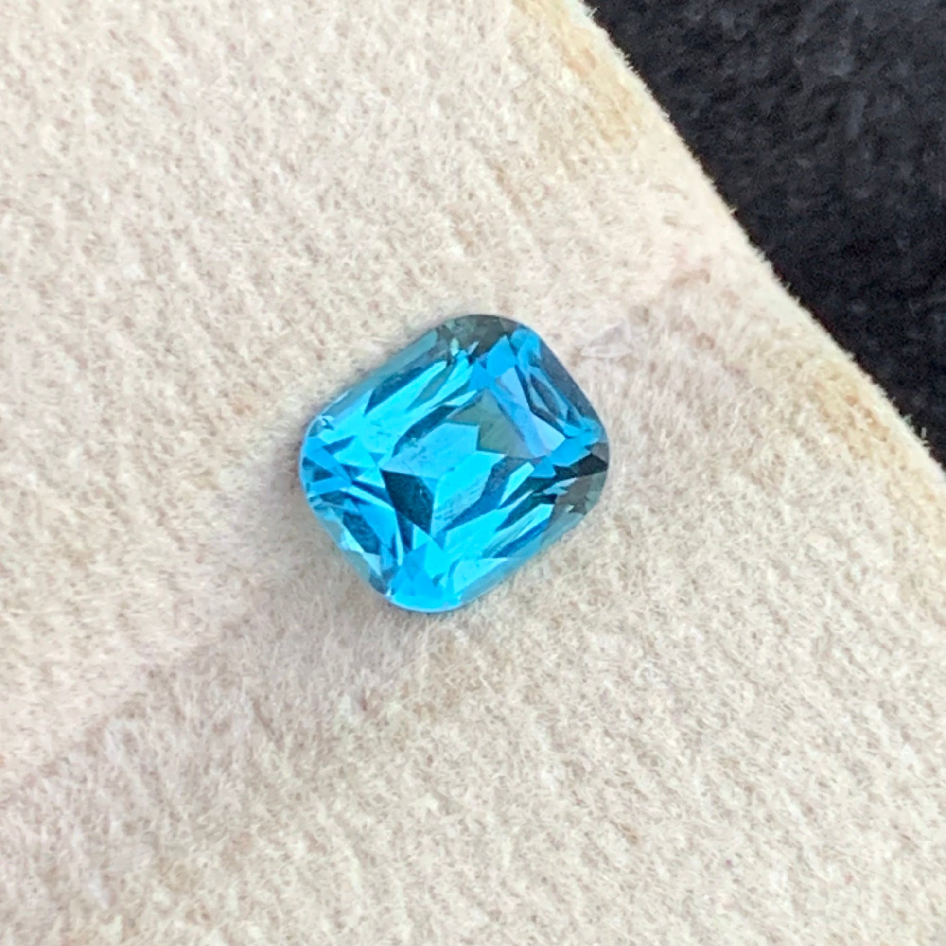 paraiba tourmaline