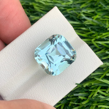 Aquamarine ring
Aquamarine pendant