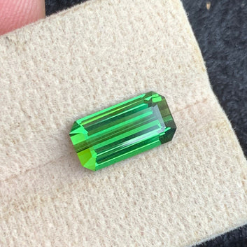 Forest Green Tourmaline ring
Forest Green Tourmaline  pendant