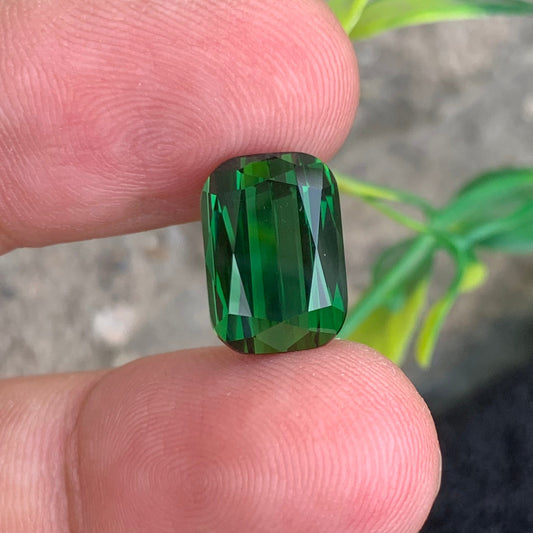 Green Tourmaline ring
Green Tourmaline pendant