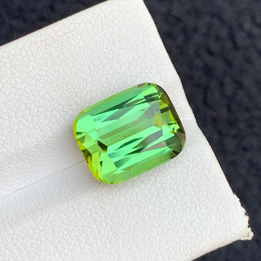 7.70 Carats Bright Forest Green Tourmaline – Green Gemstone Cushion Shape