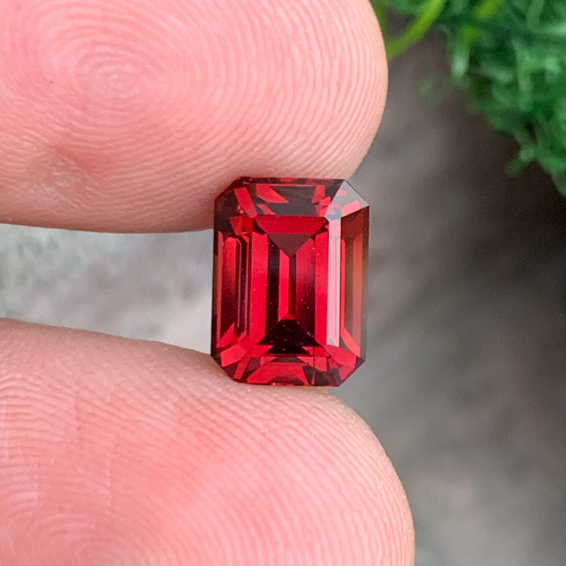 Loose Rodholite Garnet