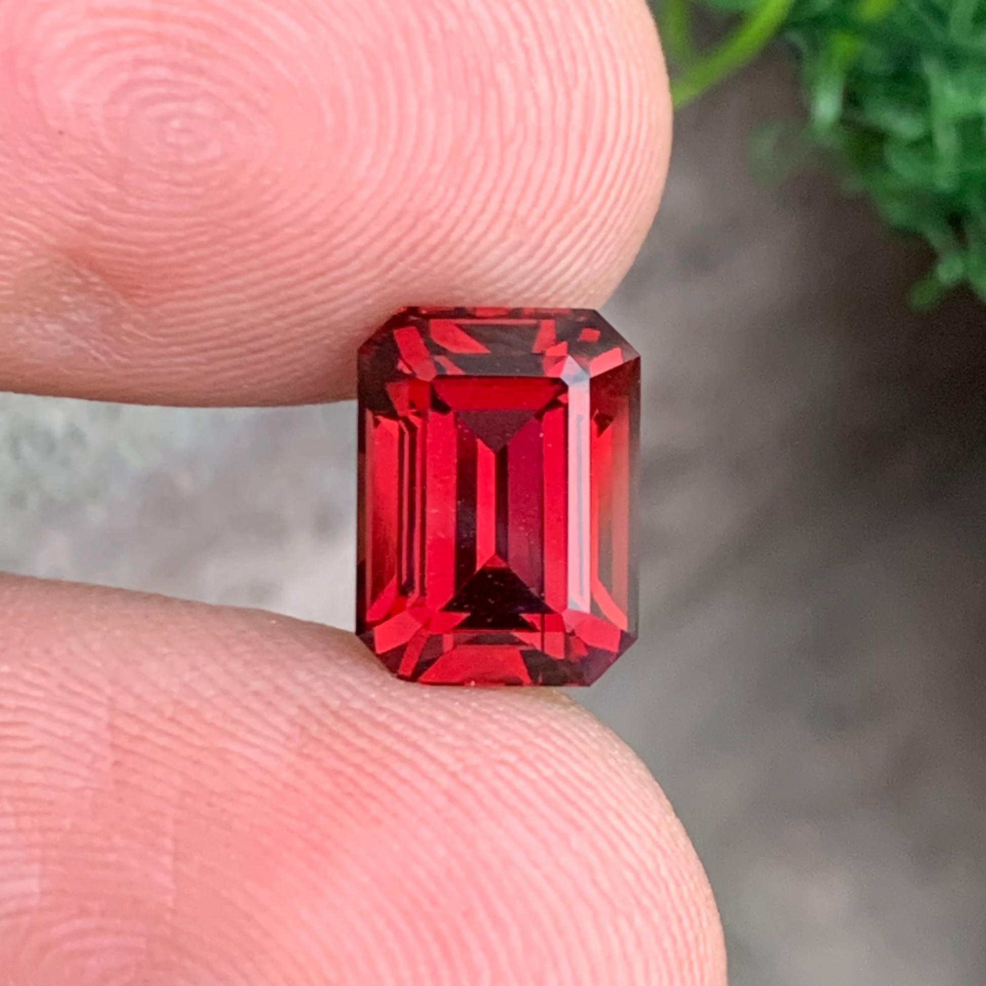 Loose Red Garnet